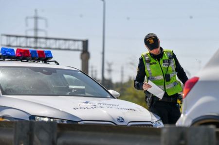 اتهام 8 مشتبهين من الناصرة بتهديد وابتزاز مواطنين من عين ماهل بملايين الشواقل
